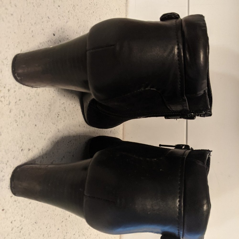 Boots Black size 8 - Picture 2 of 5